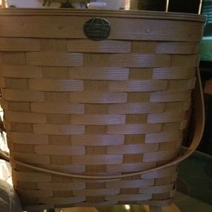 Vintage Peterboro Basket